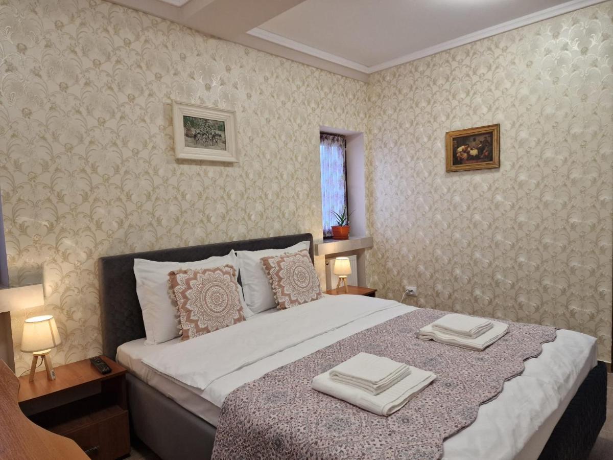 Laroka House Arty And Cosy Studio Universitate Center Бухарест Экстерьер фото